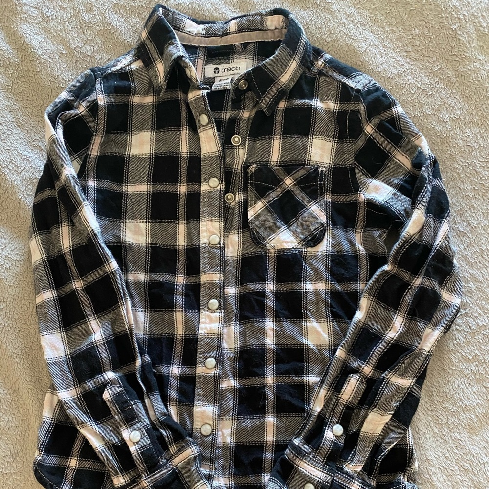 Tractr button down flannel